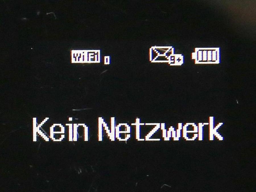 Der Konzern rät, den Router kurz vom Netz zu trennen. Foto: Armin Weigel