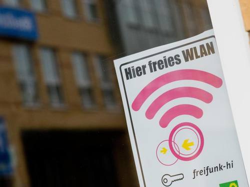 Bis 2020 soll es in den Zentren aller europäischen Großstädte kostenlose Hotspots als Zugang zum Internet geben Foto: Julian Stratenschulte