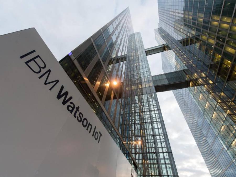 Das Watson-System von IBM hatte erstmals für größere Schlagzeilen gesorgt, als es 2011 in einer TV-Quizsendung gegen zwei menschliche Gegner antrat und gewann. Foto: Matthias Balk