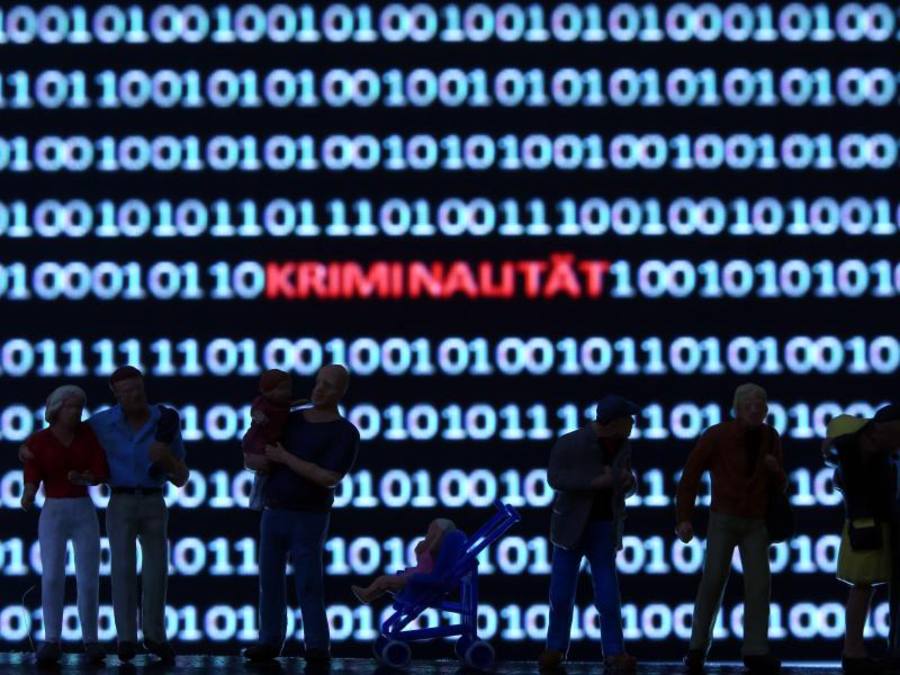 Mit zunehmender Häufigkeit von Internet-Einkäufen steigt die Wahrscheinlichkeit, Opfer eines Identitätsdiebstahls zu werden. Foto: Jens Büttner