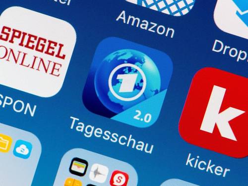 Die neue Tagesschau-App zeigt erstmals auf der Startseite Videos im Hochformat. Foto: Daniel Reinhardt