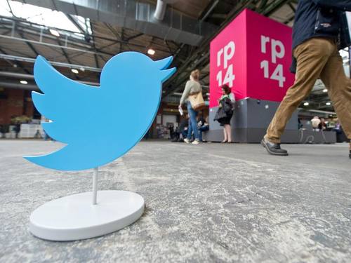 Twitter machen ein deutlich verlangsamtes Wachstum und fortlaufende Verluste zu schaffen, die Aktie ist im Keller. Foto: Christoph Schmidt