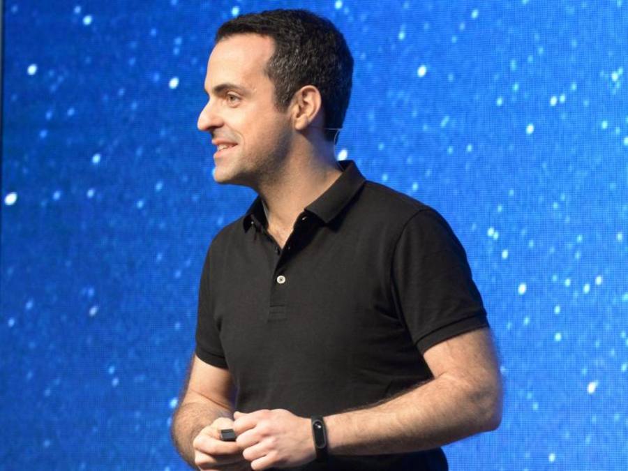 Hugo Barra stellt auf der Technik-Messe CES in Las Vegas neue Produkte für die chinesische Elektronik-Firma Xiaomi vor. Foto: Andrej Sokolow