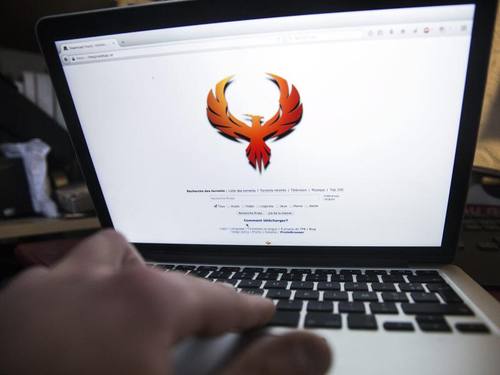 Die Webseite der Internet-Tauschbörse Pirate Bay. Foto: Etienne Laurent/Archivbild