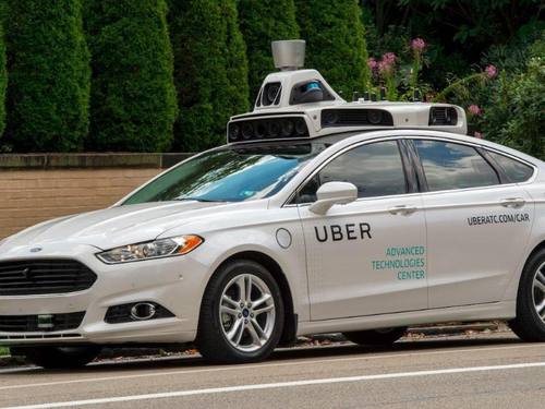 Rund ein Dutzend selbstfahrende Uber-Fahrzeuge waren in Pittsburgh und Arizona unterwegs. Foto: Uber