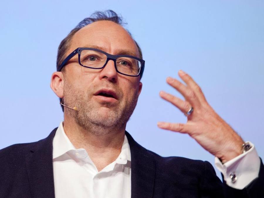 Der US-amerikanische Internet-Unternehmer und Hauptgründer der Online-Enzyklopädie Wikipedia, Jimmy Wales. Foto: Christoph Schmidt/Archiv