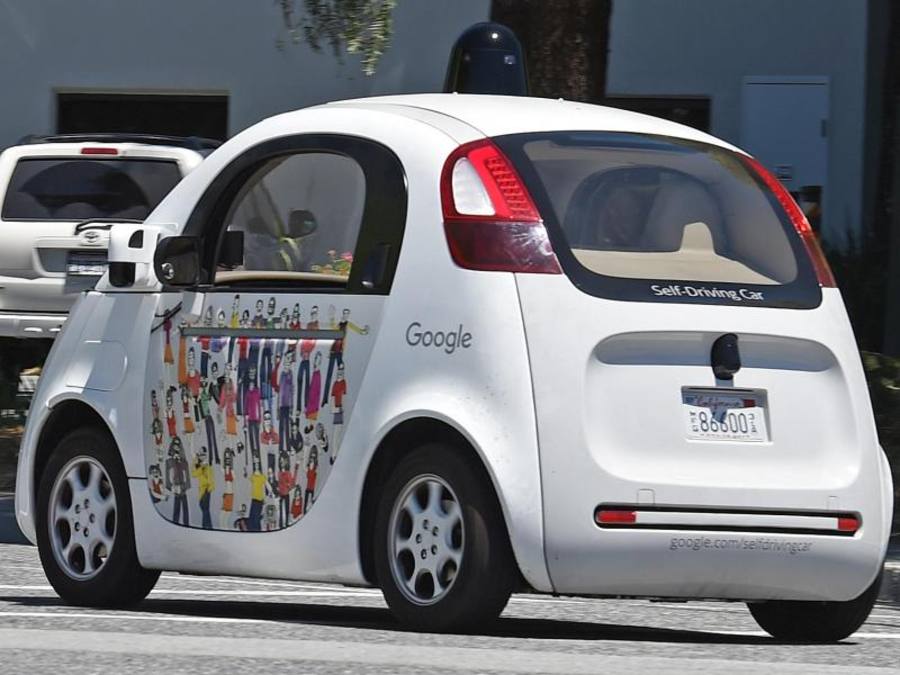 Rund 70 Prototypen mit dem Namen «Firefly» waren in der Google-Heimatstadt Mountain View sowie in Austin in Texas unterwegs. Foto: Andrej Sokolow
