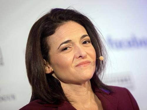 Facebook-Chefin Sheryl Sandberg: Das Online-Netzwerk will nun exklusiv teure TV-Serien zeigen. Foto: Kay Nietfeld