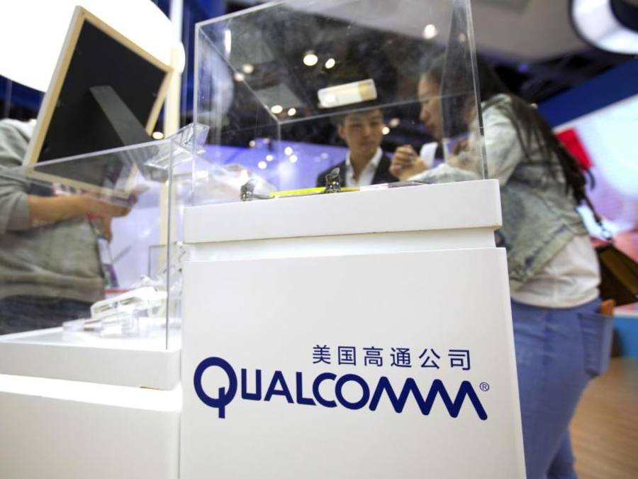 Apple und Qualcomm, dessen Chips in vielen Smartphones für die Funkverbindung sorgen, streiten seit Januar vor Gericht. Foto: Mark Schiefelbein