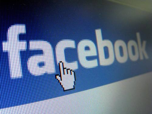 Facebook wird täglich von rund 1,32 Milliarden Menschen genutzt. Foto: Stephan Jansen/Symbolbild