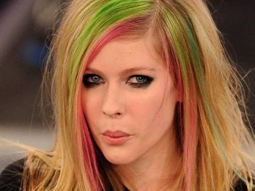 Die kanadische Sängerin Avril Lavigne - dieser Name birgt Gefahr. Jedenfalls, wenn man den US-Softwarehersteller McAfee fragt. Foto: Claudio Onorati
