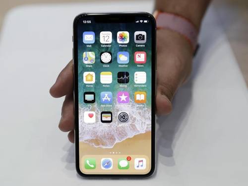 Apple betont, dass die Daten zur Gesichtserkennung in seinem neuen iPhone X verschlüsselt sind und das Gerät nicht verlassen. Foto: Marcio Jose Sanchez