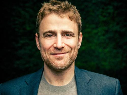 «Wir hören von unseren Kunden immer wieder den Wunsch, dass die Daten hierzulande gespeichert werden sollen. Wir bereiten deshalb auch eine Option vor, dass europäische Slack-Kunden sich für ein Hosting der Daten in Europa entscheiden können», sagt 