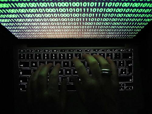 Bei der WannaCry-Attacke wurden Computer in mehr als 150 Ländern infiziert. ((Foto: Oliver Berg/Symbolbild))