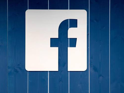 Im Kampf gegen Hetze im Internet will Facebook 10.000 neue Mitarbeiter einstellen. ((Foto: Daniel Reinhardt))