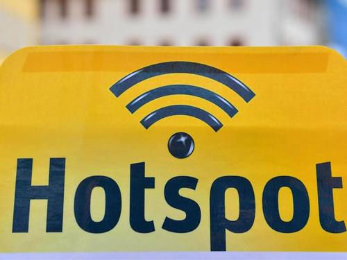 Bei den neuen Wlan-Hotspots sollen sich Nutzer über einen einheitlichen Log-in in unterschiedlichen Sprachen mit dem Internet verbinden können. ((Foto: Martin Schutt))