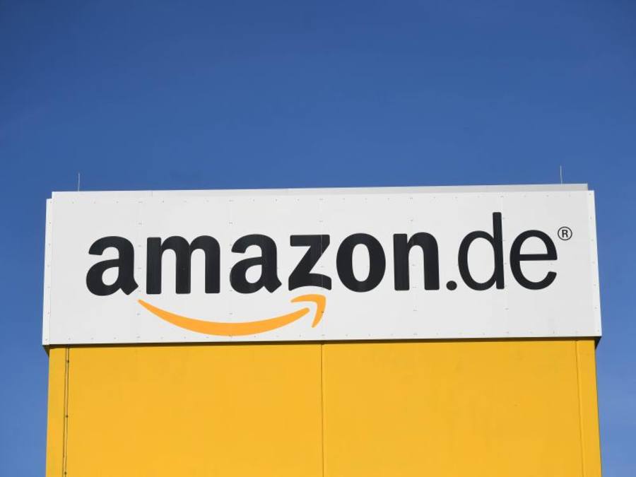 Nach Angaben der Wettbewerbszentrale sind bei Amazon jugendgefährdende Computerspiele angeboten worden. ((Foto: Uli Deck/Symbolbild))