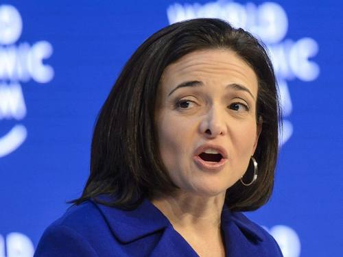 Die EU hatte von Facebook-Geschäftsführerin Sheryl Sandberg Aufklärung gefordert. Foto: Jean-Christophe Bott/Keystone