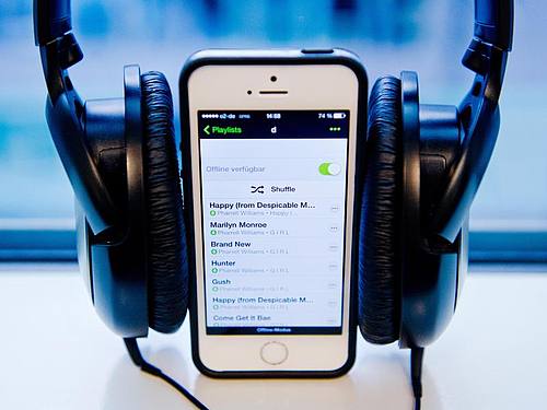 Erste Nutzer hatten sich bei Spotify direkt beschwert und auch über die Sozialen Netzwerke waren Protest laut geworden. Foto: Daniel Bockwoldt