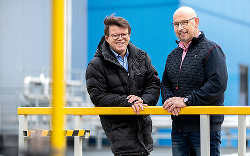 Martin Ruehs (li.) und Frank Herde von Eisbär Eis