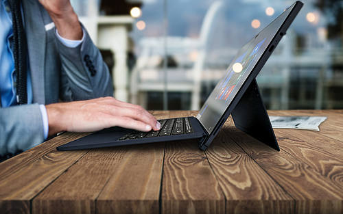 Toshiba stellt Portégé X30T-E vor