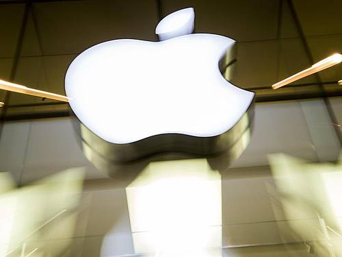 Apple investiert eine Milliarde Euro in den Standort Deutschland. Foto: Peter Kneffel/dpa
