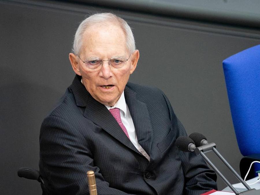 Wolfgang Schäuble (CDU), Bundestagspräsident, leitet die Sitzung des Bundestages. Foto: Kay Nietfeld/dpa