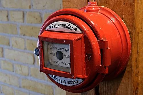 Alter Feuermelder