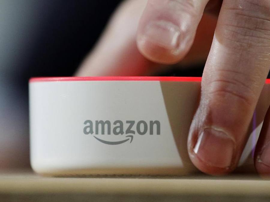 Lautsprecher Amazon Echo mit dem Alexa Voice Service ((Foto: Elaine Thompson/AP))