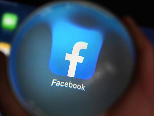 Facebook entschuldigt sich für die Sperrung. Foto: Uli Deck/dpa