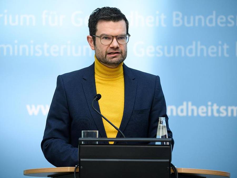 Marco Buschmann (FDP) will den Staat digitaler machen. Foto: Bernd von Jutrczenka/dpa