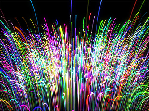 Bunt beleuchtete Glasfasern