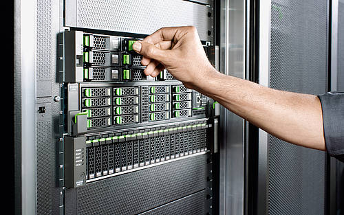 Fujitsu Eternus FCS800 S7 