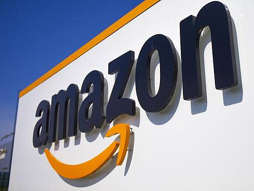 Amazon hat sich in einem Blogeintrag zum Vorgehen gegen Produktpiraterie geäußert. Foto: Michel Spingler/AP/dpa