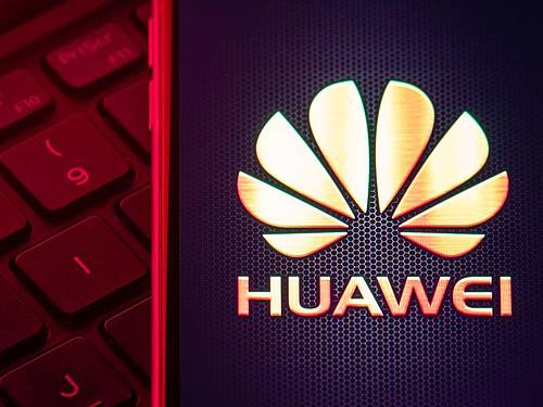 In britischen Telekommunikationsnetzen darf ab Herbst 2021 keine neue Technik des chinesischen Telekommunikationskonzerns Huawei verbaut werden. Foto: Dominic Lipinski/PA Wire/dpa