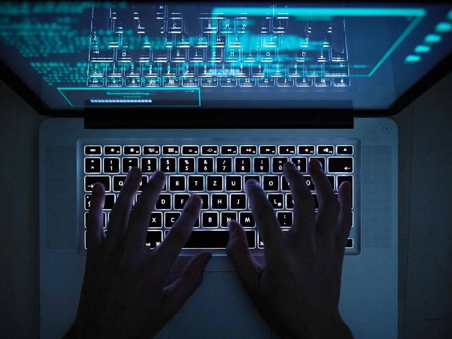 Weltweit werden jeden Tag unzählige Computersysteme zum Opfer von Hackerangriffen. Foto: Silas Stein/dpa/dpa-tmn
