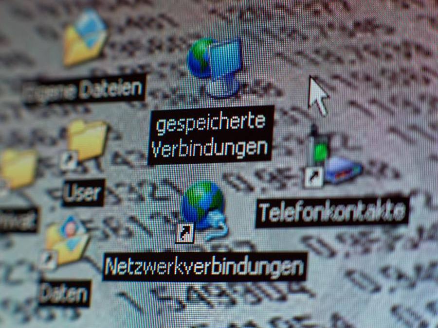 Bildschirmsymbole mit der Bezeichnung «gespeicherte Verbindungen» sind auf einem Computermonitor zu sehen (gestelltes Foto). ). Foto: Jens Büttner/dpa-Zentralbild/dpa
