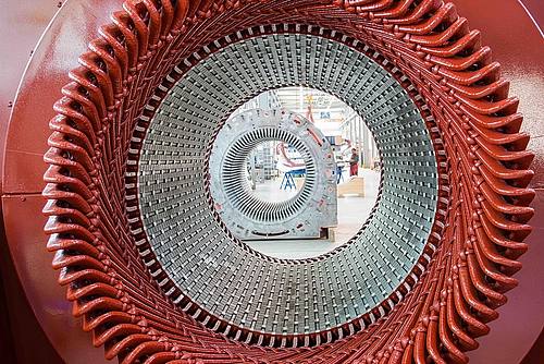 große Magnetspule