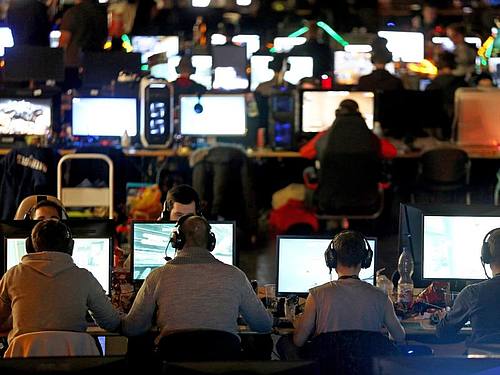 Gartner sackte der weltweite Absatz im vierten Quartal 2018 nach zwei Quartalen des Wachstums wieder um 4,3 Prozent ab. Foto: Jan Woitas
