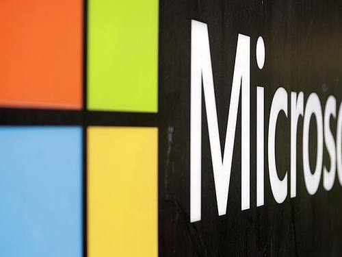 Das Microsoft-Firmenlogo ist in den Büros in Sydney zu sehen. Foto: Rick Rycroft/AP/dpa