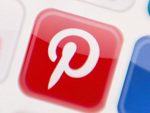 Die Zahl der aktiven Nutzer von Pinterest geht zurück. Foto: Tobias Hase/dpa