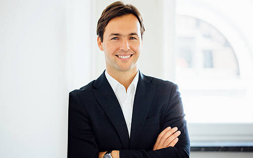 Dr. Stefan Sambol, Managing Partner Ommax