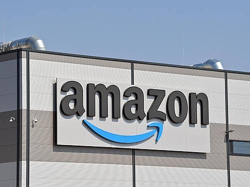 Amazons Umsatz legte im Schlussquartal um neun Prozent auf 137,4 Milliarden Dollar zu. Foto: Patrick Pleul/dpa-Zentralbild/dpa