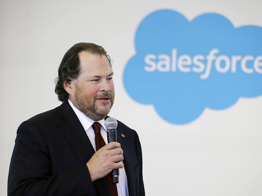 Marc Benioff, Gründer und Chef von Salesforce, spricht auf einer Pressekonferenz. Foto: Darron Cummings/AP/dpa