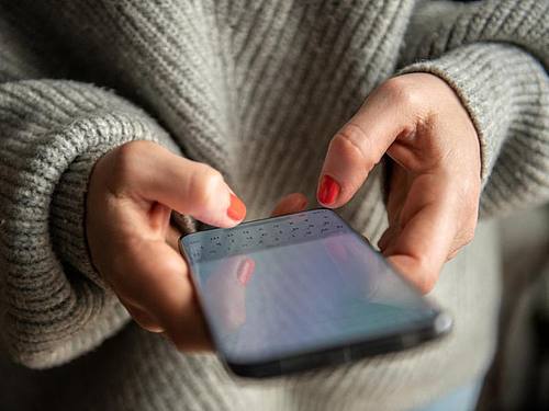 In den Smartphones von Xiaomi konnten keine Sicherheitslücken festgestellt werden. Foto: Zacharie Scheurer/dpa-tmn