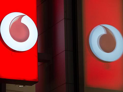 Wegen der Corona-Pandemie greifen viele Menschen nach Einschätzung des Netzbetreibers Vodafone tiefer in die Tasche, um möglichst schnelles Festnetz-Internet zu bekommen. Foto: Rainer Jensen/dpa