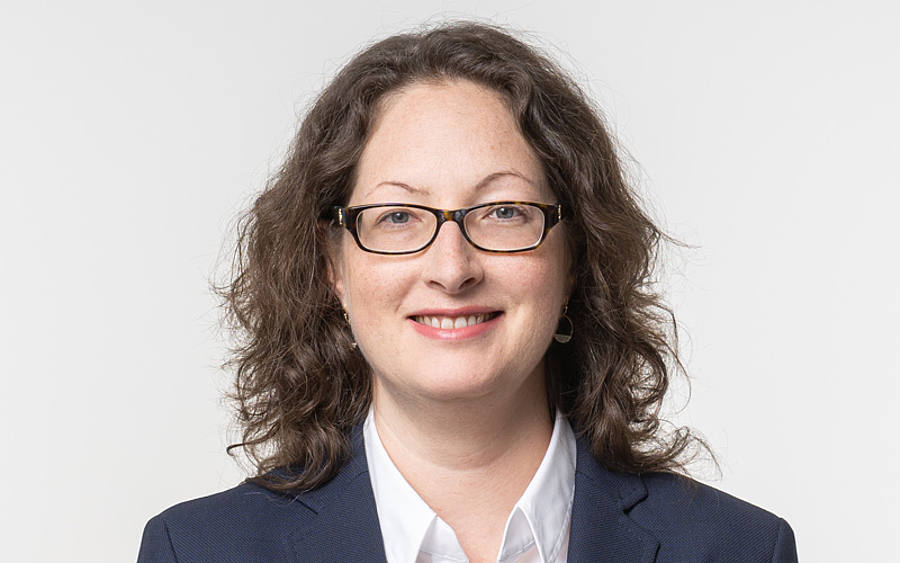 Shirley Sheffer, Managing Director bei Accenture