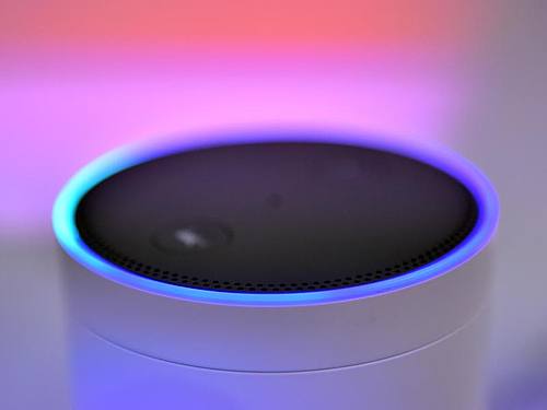 In dem hauseigenen Lautsprecher Echo steckt die Amazon-Software Alexa. Foto: Britta Pedersen