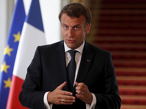 Frankreichs Datenschutzbehörde CNIL hat grünes Licht für die Corona-App «StopCovid» gegeben. Gegen die App gab es immer wieder datenschutzrechtliche Bedenken - auch aus dem Lager von Präsident Macron. Foto: Gonzalo Fuentes/POOL Reuters/AP/dpa