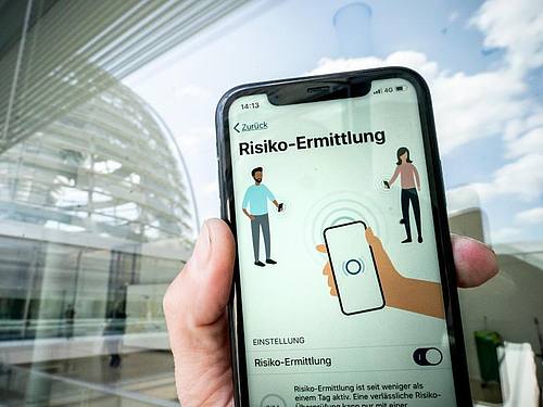 Die Corona-Warn-App ist schon millionenfach installiert worden. Foto: Michael Kappeler/dpa